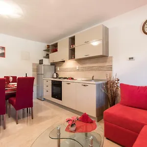 Apartment Doris, Nenadici (Krk)